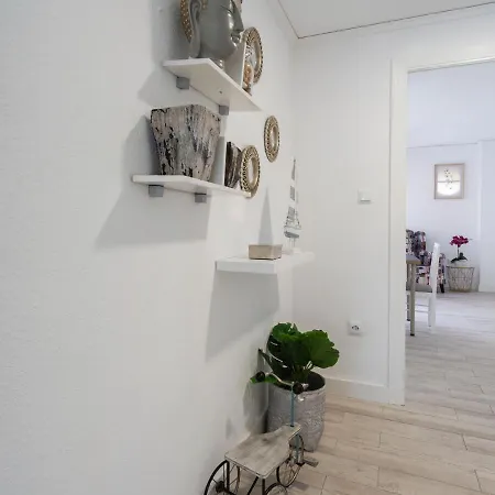 Apartment Ii *
